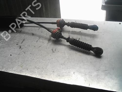 Used Gear lever RENAULT MEGANE II (BM0/1_, CM0/1_) 1.5 dCi (BM0F, BM0T, BM2B, CM0F, CM0T) (82 hp) 22038021
