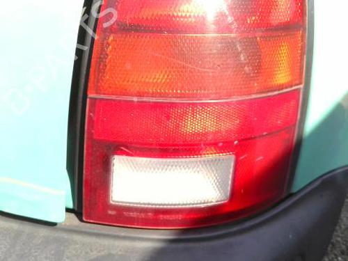 Used Right taillight NISSAN MICRA II (K11) 1.0 i 16V (54 hp) 27172618