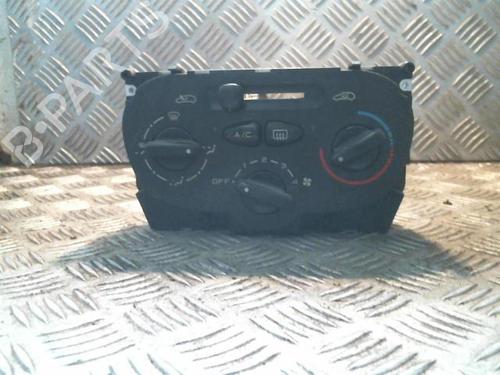 Airco bedieningspaneel PEUGEOT 206 Hatchback (2A/C) 1.4 i (75 hp) 22043200