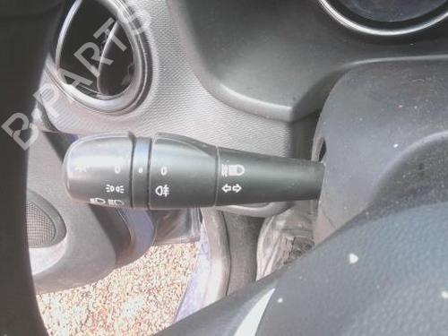 Used Switch DACIA SANDERO II 1.0 SCe 75 (B8JC, B8JD, B8NC) (73 hp) 33015821