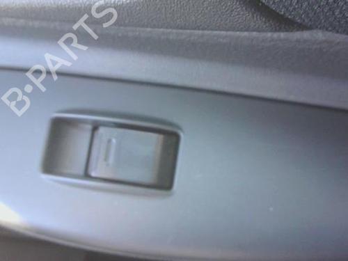 Used Right front window switch TOYOTA YARIS (_P1_) 1.0 (SCP10_, SCP10R) (65 hp) 30060801