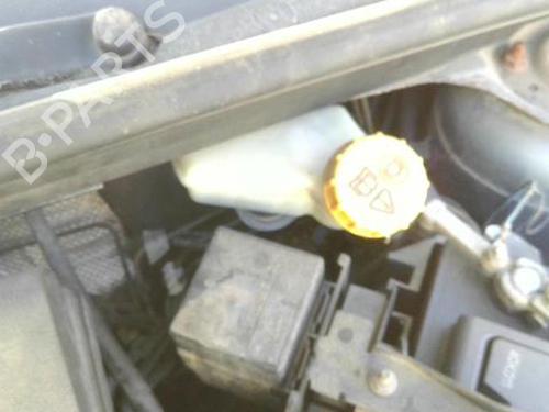 Used Brake master cylinder FORD FIESTA V (JH_, JD_) 1.4 16V (80 hp) 27359289
