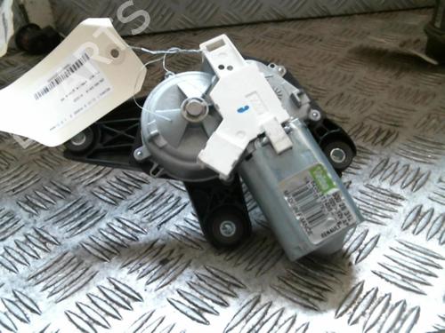 Used Rear wiper motor RENAULT CLIO III (BR0/1, CR0/1) 1.5 dCi (C/BR0G, C/BR1G) (68 hp) 25259157