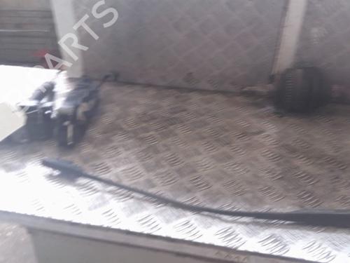 Used Front windshield wiper arm Front windshield wiper arm RENAULT CLIO III (BR0/1, CR0/1) 1.2 16V (BR02, BR0J, BR11, CR02, CR0J, CR11) (75 hp) 23801778 23801778