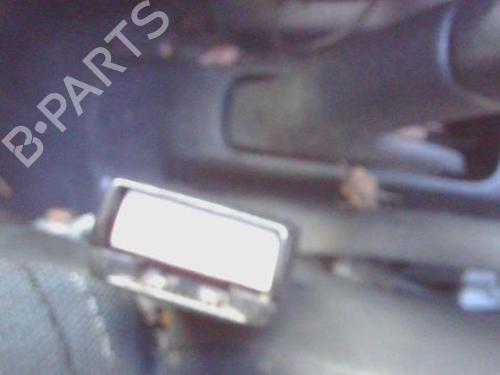 Højre fortil seleforstrammer Højre fortil seleforstrammer RENAULT CLIO II (BB_, CB_) [1998-2016] 33831251 33831251