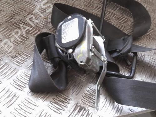 Høyre foran beltestrammer VW POLO IV (9N_, 9A_) 1.4 TDI | BP28422410C88