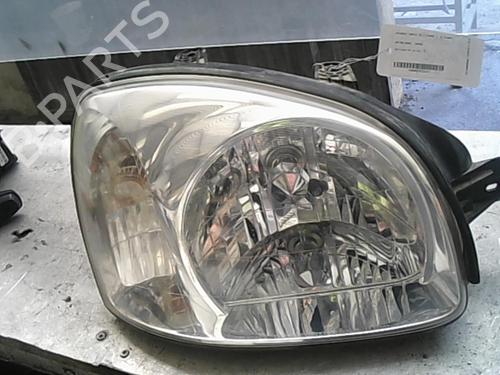 Used Right headlight HYUNDAI SANTA FÉ I (SM) 2.0 CRDi 4x4 (125 hp) 20989675