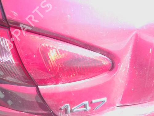 Venstre baklys, luke ALFA ROMEO 147 (937_) 1.6 16V T.SPARK (937.AXA1A, 937.AXB1A, 937.BXB1A) (120 hp) 27899140