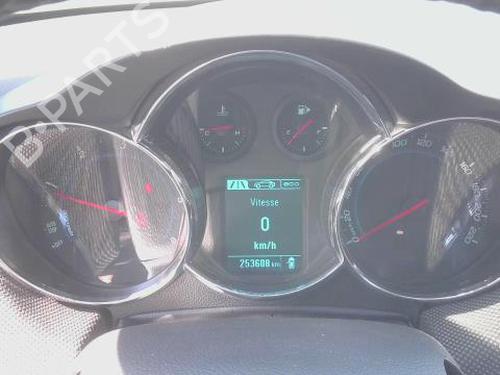 Used Instrument cluster Instrument cluster CHEVROLET CRUZE Station Wagon (J308) 1.7 TD (131 hp) 34258642 34258642