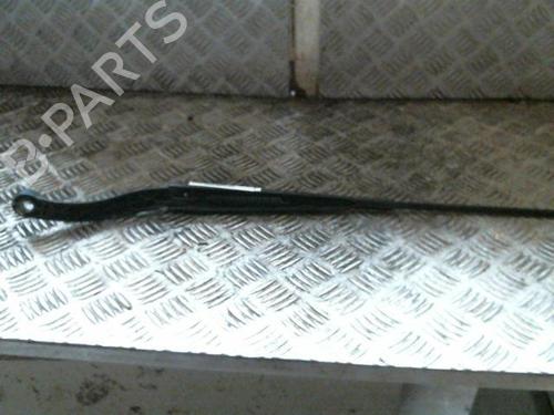 Used Front windshield wiper arm PEUGEOT 307 (3A/C) 1.6 16V (109 hp) 20990101
