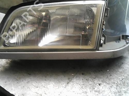 Venstre forlygte MERCEDES-BENZ C-CLASS (W202) C 180 (202.018) (122 hp) 20989716