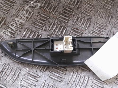 Right front window switch TOYOTA YARIS (_P1_) 1.0 (SCP10_, SCP10R) | BP26289755I26 - Image 2