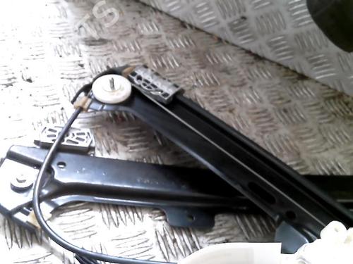 Front left window mechanism BMW 5 Touring (E61) 530 d xDrive | BP20988428C22 