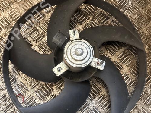 Used Radiator fan Radiator fan 36517407 36517407