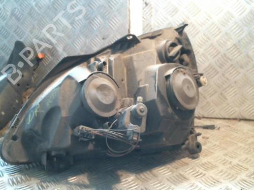 Used Right headlight RENAULT CLIO II (BB_, CB_) 1.5 dCi (B/CB07) (65 hp) 31131308