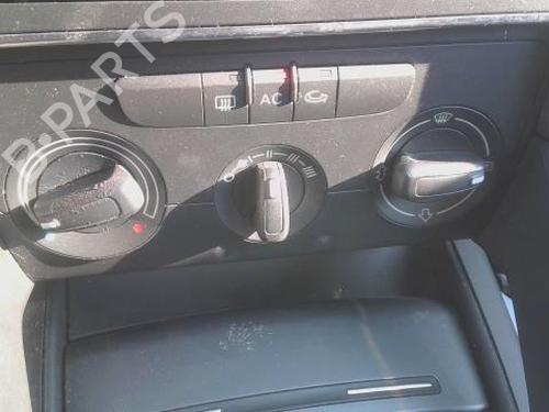 Commande Chauffage AUDI A3 Sportback (8PA) 1.6 TDI (105 hp) 28053726