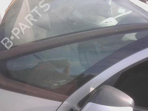 front-left-quarter-glass-citroen-c3-picasso-sh_-2008-39510478 main image