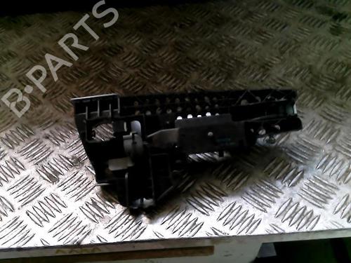 Used Front left exterior door handle Front left exterior door handle AUDI Q3 (8UB, 8UG) 1.4 TSI (150 hp) 22416157 22416157