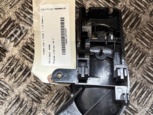 Used Rear right interior door handle Rear right interior door handle 31049630 31049630