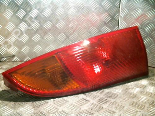 Used Right taillight FORD FOCUS I (DAW, DBW) 1.8 Turbo DI / TDDi (90 hp) 21000317