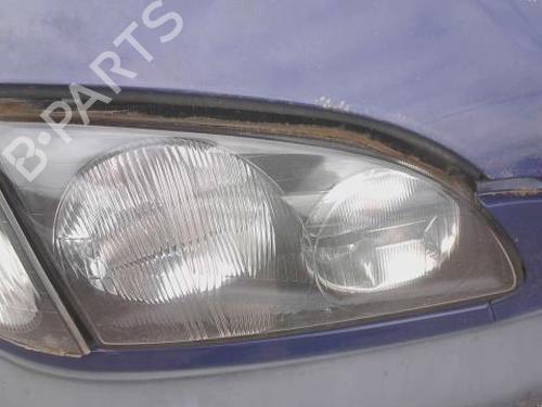 Used Right headlight Right headlight TOYOTA AVENSIS (_T22_) 1.6 i (AT220_, AT220R) (101 hp) 32517263 32517263