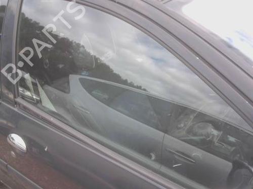 Używane Szyba drzwi przednich prawych PEUGEOT 206 Hatchback (2A/C) 1.9 D (69 hp) 30413058