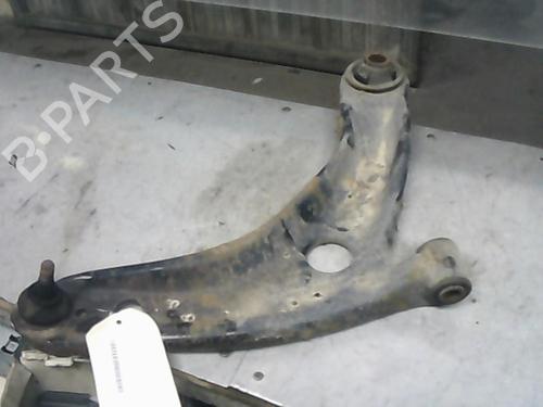 Used Left front suspension arm TOYOTA YARIS (_P9_) 1.0 VVT-i (KSP90_, KSP90R) (69 hp) 20987419