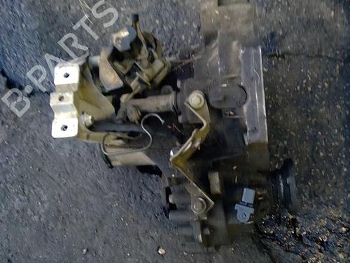 Used Gearbox VW NEW BEETLE (9C1, 1C1) 2.0 (115 hp) 22037878