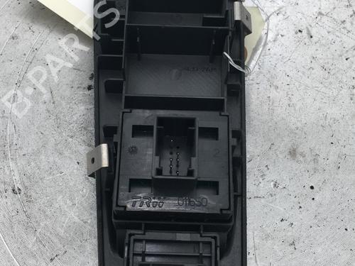 Used Switch Switch FIAT GRANDE PUNTO (199_) 1.3 D Multijet (75 hp) 32384593 32384593