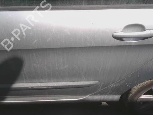 Used Left rear door Left rear door 37280420 37280420