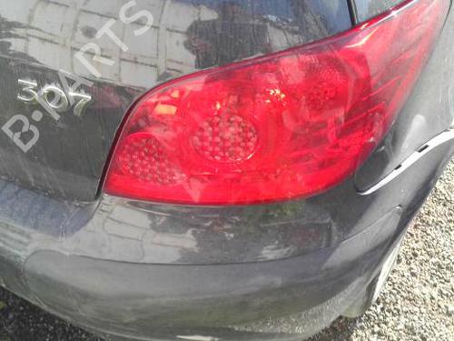 Used Right taillight PEUGEOT 307 (3A/C) 1.4 16V (88 hp) 27172491