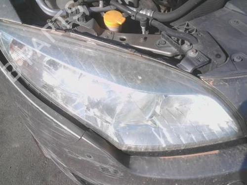 right-headlight-renault-megane-iii-hatchback-bz01_-b3_-2008-38764359 main image