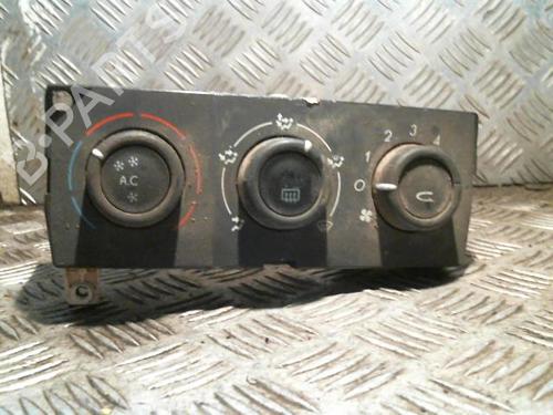 Used Climate control RENAULT LAGUNA II (BG0/1_) 1.9 dCi (107 hp) 22044454