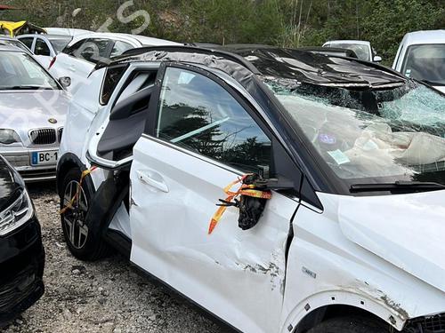 Used Parts HYUNDAI BAYON (BC3)  1.0 T-GDI 48V-Hybrid  2383736