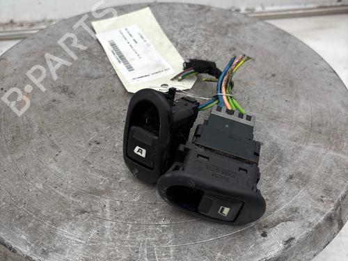 Left front window switch CITROËN C2 (JM_) 1.1 | BP38680318I27 - Image 3