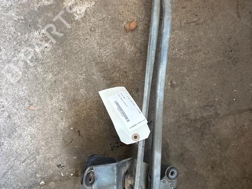 Used Front wiper motor Front wiper motor PEUGEOT 306 Hatchback (7A, 7C, N3, N5) 1.9 D (68 hp) 34359696 34359696