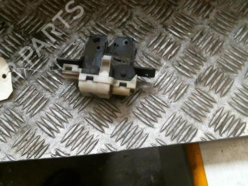 Used Switch RENAULT CLIO III (BR0/1, CR0/1) 1.5 dCi (C/BR0G, C/BR1G) (68 hp) 20993640