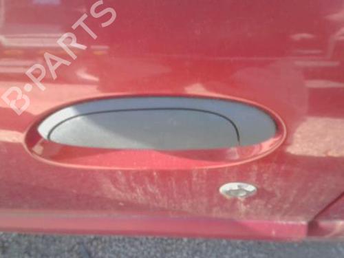 front-left-exterior-door-handle-renault-clio-ii-bb_-cb_-1998-1999-2000-2001-2002-2003-2004-2005-2006-2007-2008-2009-2010-2011-2012-2013-2014-2015-2016-33539373 main image