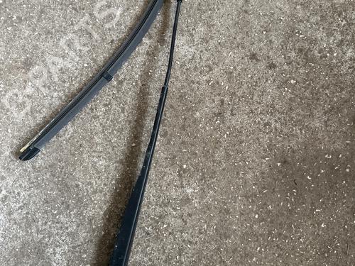 Front windshield wiper arm RENAULT CLIO V (B7_) 1.6 E-TECH 140 (B7MU) | BP27150226C143 - Image 2
