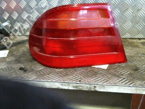 Used Left taillight MERCEDES-BENZ E-CLASS (W210) E 220 CDI (210.006) (125 hp) 22038630
