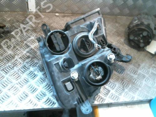 Used Right headlight Right headlight OPEL MERIVA A MPV (X03) 1.7 CDTI (E75) (100 hp) 20993229 20993229