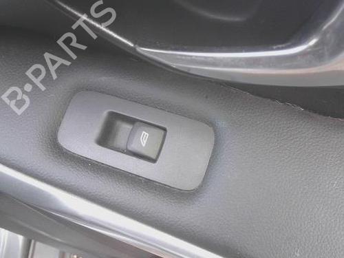 Used Right front window switch VOLVO V40 Hatchback (525) D2 (114 hp) 29323387