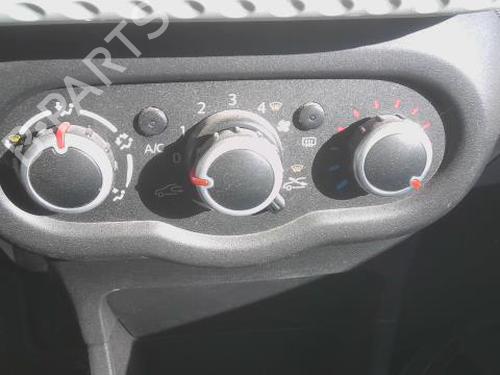 AC Styreenhet / Manøvreringsenhet RENAULT TWINGO III (BCM_, BCA_) 0.9 TCe 90 (BCM9, BCM2) (90 hp) 28622495