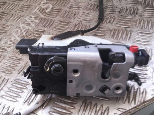 Rear right lock PEUGEOT 2008 I (CU_) 1.2 THP 110 / PureTech 110 | BP25768335C99