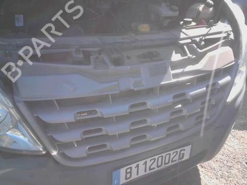 Used Grille Grille RENAULT MASTER III Bus (JV) 2.3 dCi 125 FWD (JV0C, JV0D, JV0H, JV0G, JV0J) (125 hp) 33831280 33831280