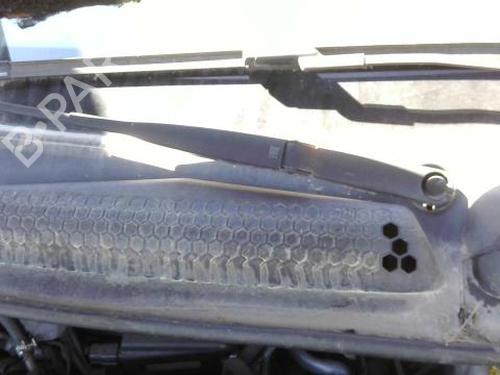 Used Front windshield wiper arm FIAT BRAVO II (198_) 1.4 T-Jet (198AXG1B) (120 hp) 27338961