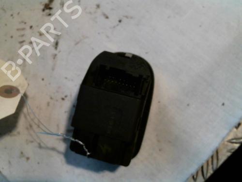 Used Switch Switch PEUGEOT 206 SW (2E/K) 2.0 HDi (90 hp) 22039385 22039385