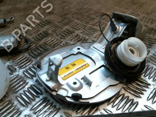 Fuel flap SUZUKI GRAND VITARA II (JT, TE, TD) 1.9 DDiS All-wheel Drive (JT419, TD44, JB419WD, JB419XD,... | BP20993062C131 