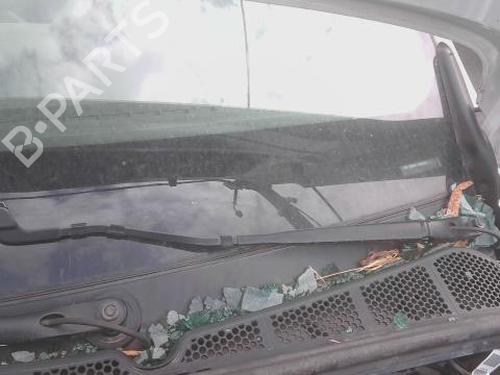 front-windshield-wiper-arm-peugeot-rifter-2018-38477636 main image
