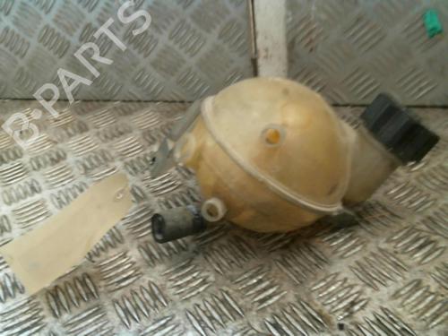 Used Expansion tank CITROËN C4 Coupe (LA_) 1.6 HDi (90 hp) 20987069